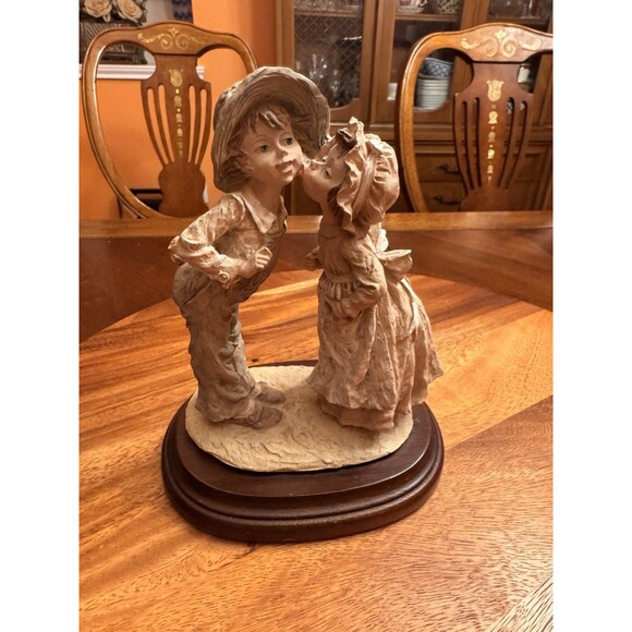 Boy & Girl Kissing Figurine 7 3/4"H x 6"W x6"W Multicolor - Picture 9 of 14